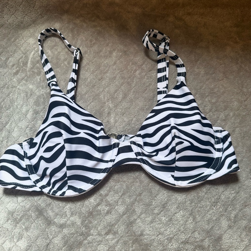 SHEIN Zebra Print Bikini Top - Black and White